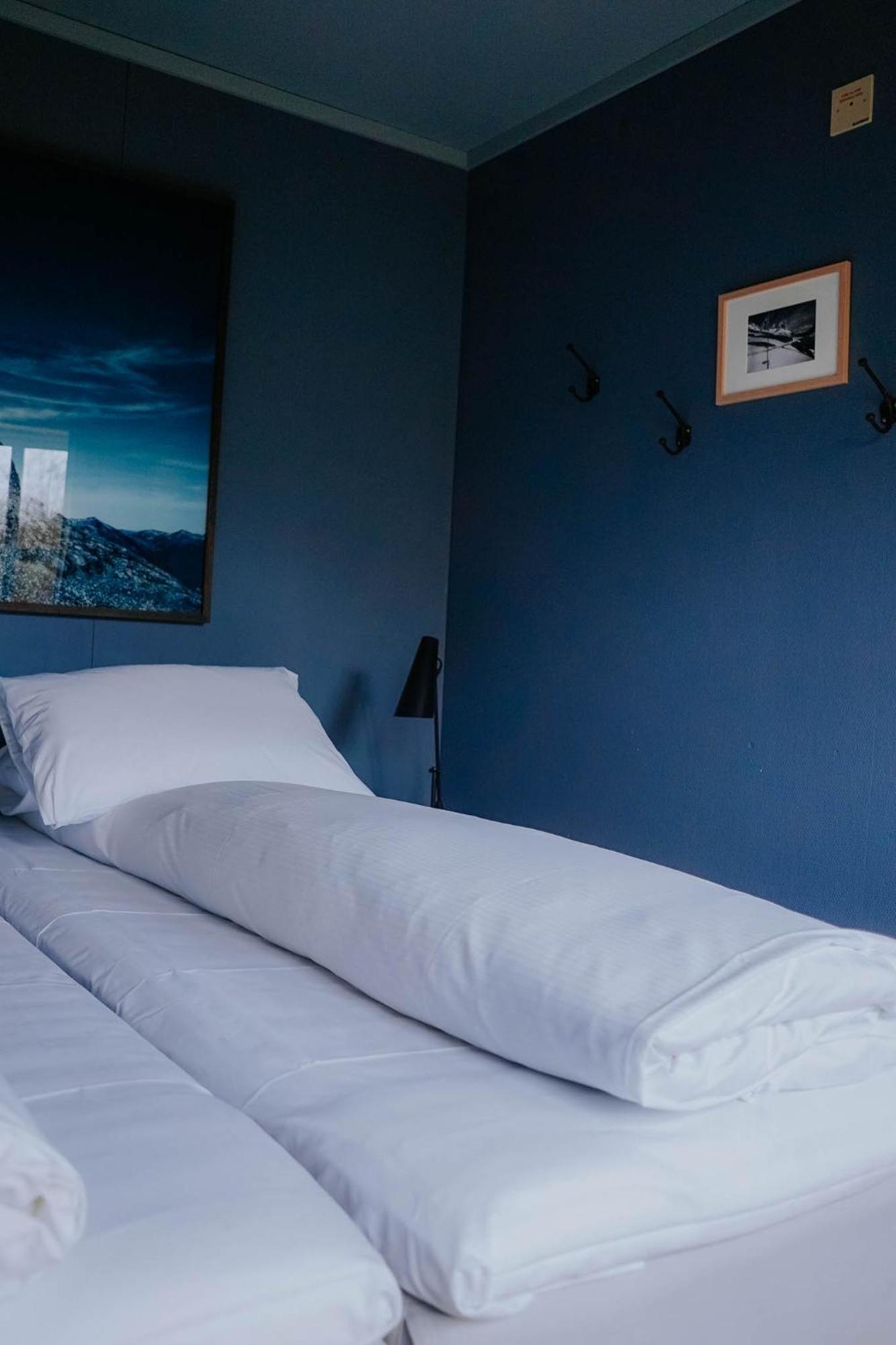 Aak Hotel 2*